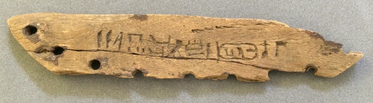 An Aging Rocker and a Couple of Old Hoes: Objects from an Egyptian foundation  deposit